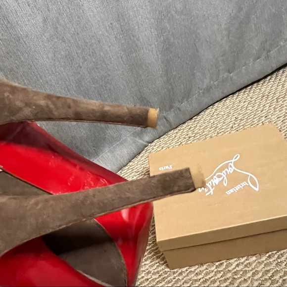 Christian Louboutin Suede Camel JS Pump 38.5 - Picture 8 of 8
